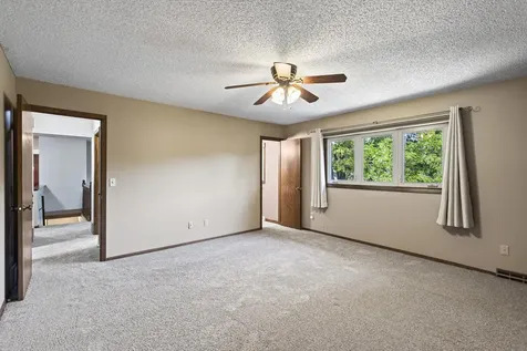 12912 18th Avenue S Burnsville MN 55337