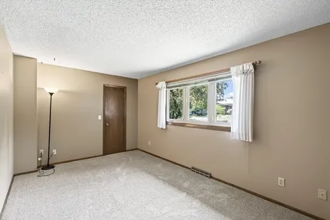 12912 18th Avenue S Burnsville MN 55337