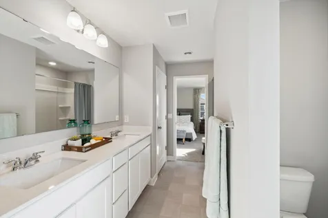 1708 Denali Drive Shakopee MN 55379