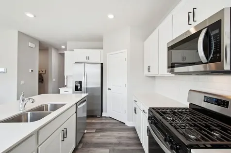1708 Denali Drive Shakopee MN 55379