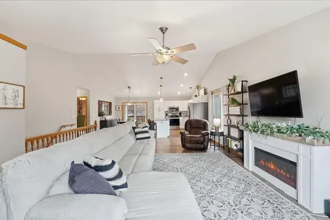 119 Mc Farlane Street NW Alexandria MN 56308