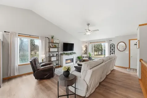 119 Mc Farlane Street NW Alexandria MN 56308