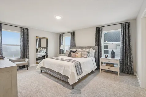 1595 Creekside Drive Shakopee MN 55379