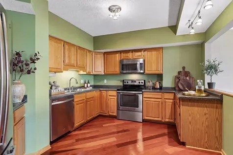 168 6th Street E Saint Paul MN 55101