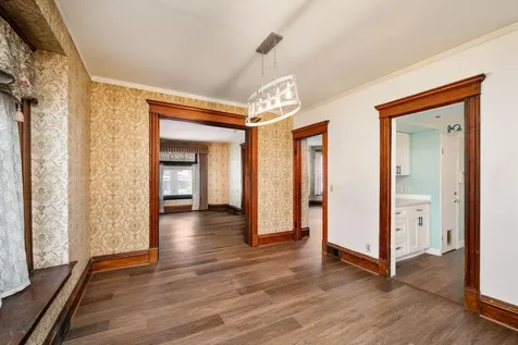 835 3rd Street E Saint Paul MN 55106