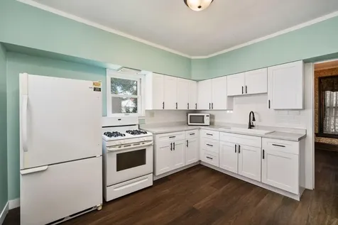 835 3rd Street E Saint Paul MN 55106