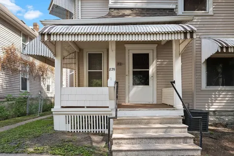 835 3rd Street E Saint Paul MN 55106