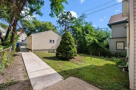 835 3rd Street E Saint Paul MN 55106