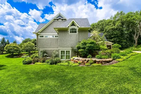 9520 Whistling Valley Trail Lake Elmo MN 55042