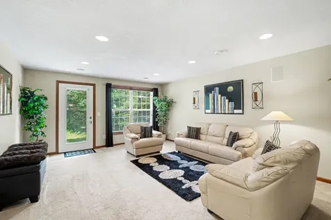 18085 Kindred Court Lakeville MN 55044
