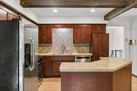 761 Torchwood Court New Brighton MN 55112