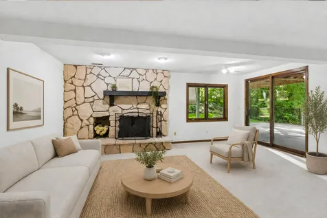 761 Torchwood Court New Brighton MN 55112