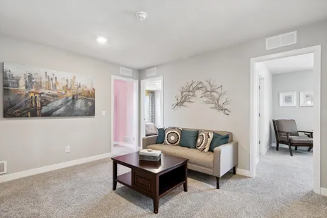 2037 Aquarius Drive Shakopee MN 55379