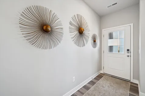 2037 Aquarius Drive Shakopee MN 55379