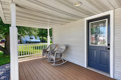 341 N Nelson Street Nelson MN 56355