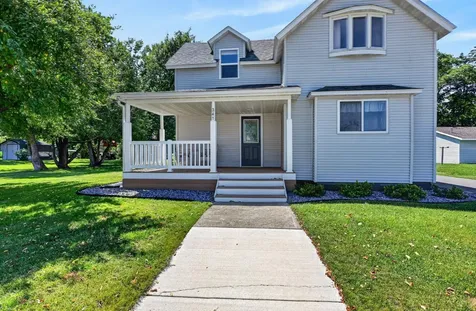 341 N Nelson Street Nelson MN 56355