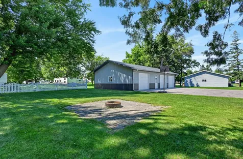 341 N Nelson Street Nelson MN 56355