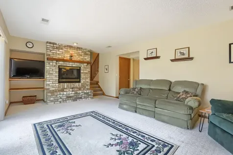7901 Lilac Lane Victoria MN 55386