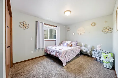 1255 4th Street NW West Fargo ND 58078