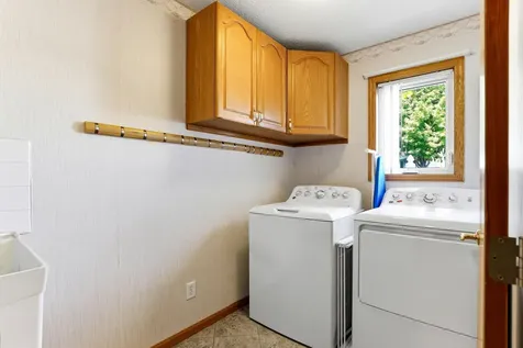 13584 Joseph Avenue Becker MN 55308