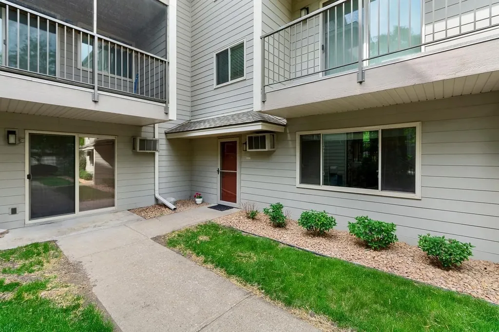 2110 Ridge Drive Saint Louis Park MN 55416