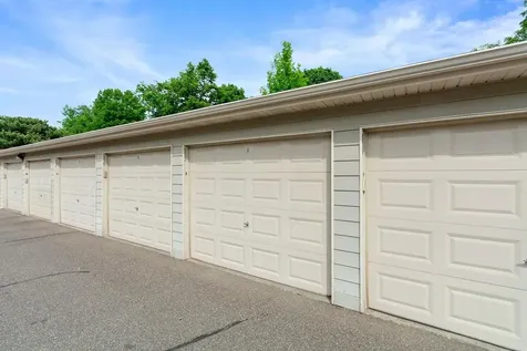 2110 Ridge Drive Saint Louis Park MN 55416