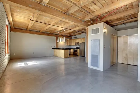 127 5th Street NE Minneapolis MN 55413