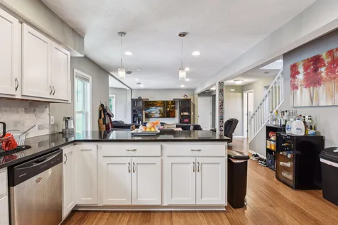 3023 Dupont Avenue S Minneapolis MN 55408