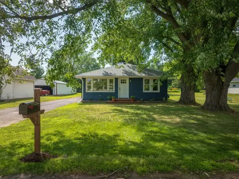 101 Dunn Avenue N Hinckley MN 55037