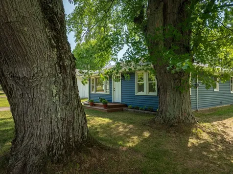 101 Dunn Avenue N Hinckley MN 55037