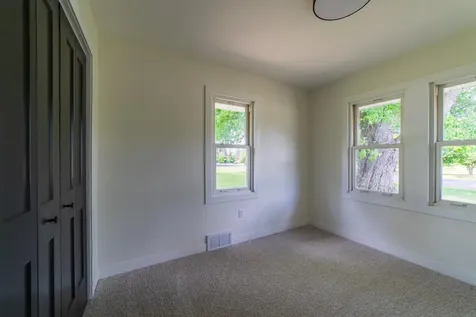 101 Dunn Avenue N Hinckley MN 55037