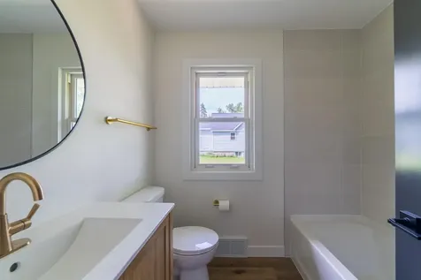 101 Dunn Avenue N Hinckley MN 55037