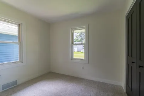 101 Dunn Avenue N Hinckley MN 55037