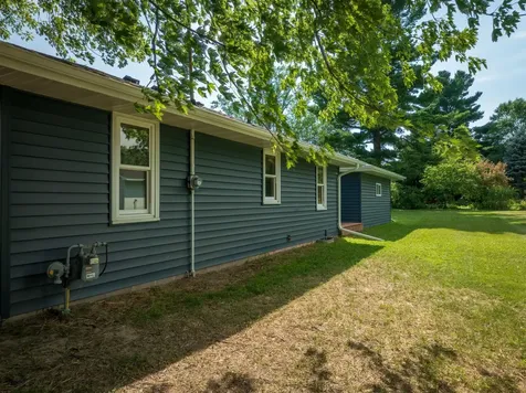101 Dunn Avenue N Hinckley MN 55037