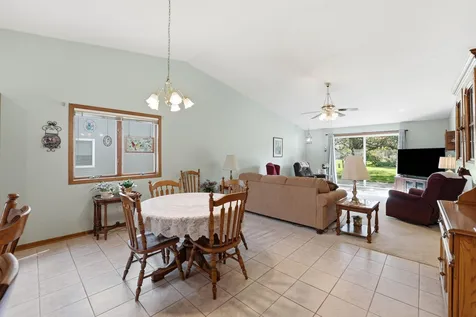 2706 9th Street SW Willmar MN 56201