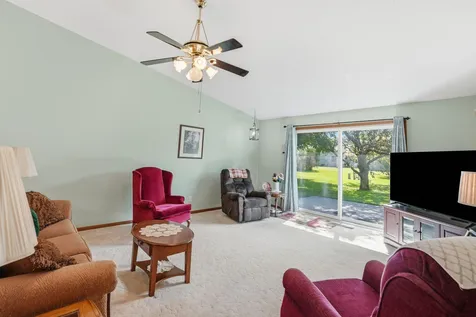 2706 9th Street SW Willmar MN 56201