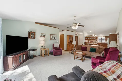 2706 9th Street SW Willmar MN 56201