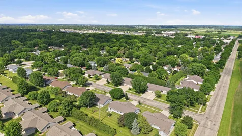 2706 9th Street SW Willmar MN 56201