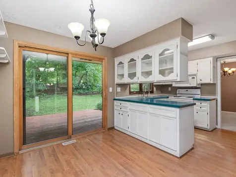 17015 13th Avenue N Plymouth MN 55447