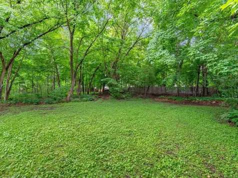 17015 13th Avenue N Plymouth MN 55447