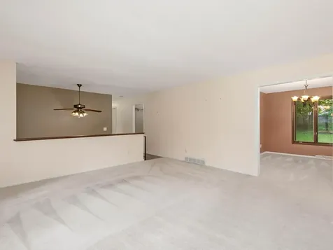 17015 13th Avenue N Plymouth MN 55447