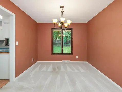 17015 13th Avenue N Plymouth MN 55447