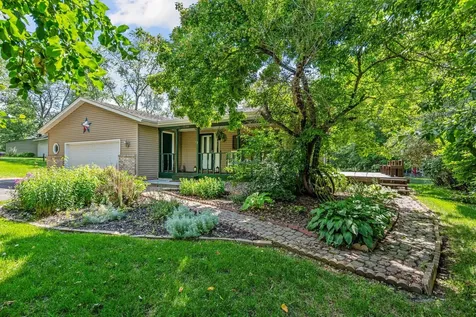 40744 Fenian Way North Branch MN 55056