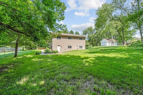 40744 Fenian Way North Branch MN 55056