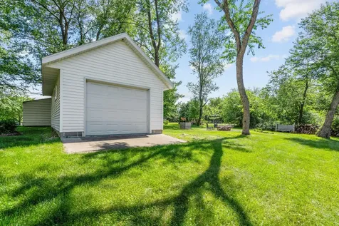 40744 Fenian Way North Branch MN 55056