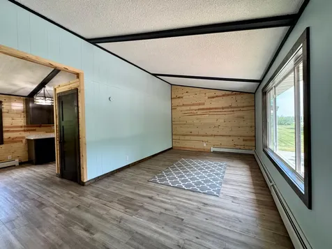 42015 Mattson Island Road Roseau MN 56751