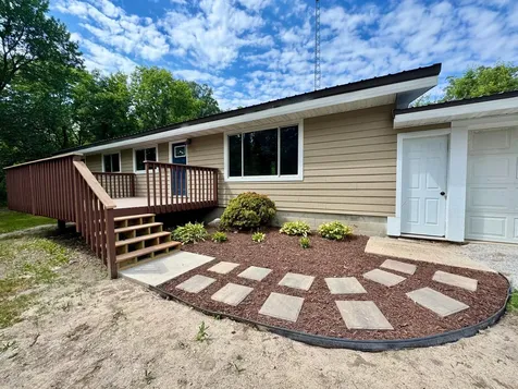 42015 Mattson Island Road Roseau MN 56751