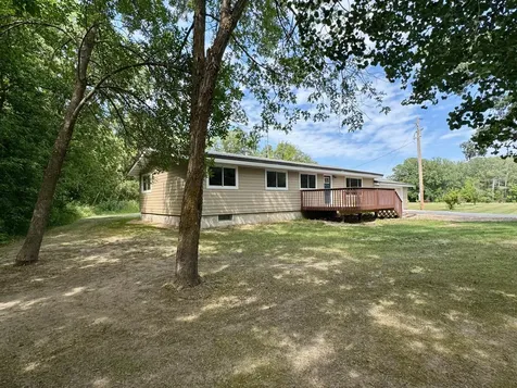 42015 Mattson Island Road Roseau MN 56751