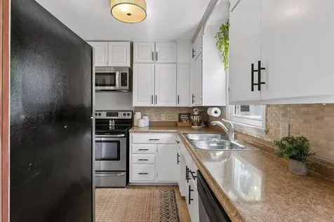 2941 Quebec Avenue S Saint Louis Park MN 55426