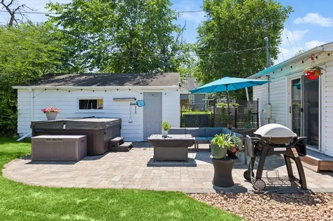 2941 Quebec Avenue S Saint Louis Park MN 55426